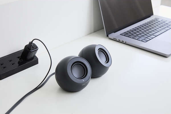 AC�d����K�v�Ƃ��Ȃ�USB�d���^�C�v