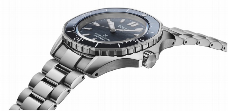 �V�[����I�΂Ȃ��ėp���̍����P�[�X�f�U�C��