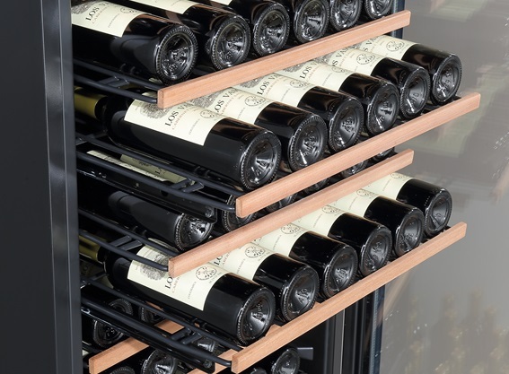 2��ނ̃X���C�h���b�N�����݂ɔz�u