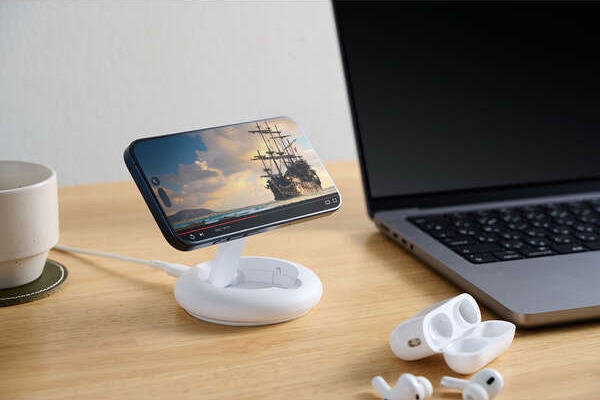 �}�O�l�b�g�ł҂�����Œ�A�[�d���Ȃ���X�}�z����