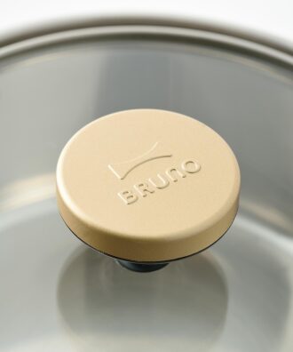 �m�u(�����)�ɂ�BRUNO�̃��S����