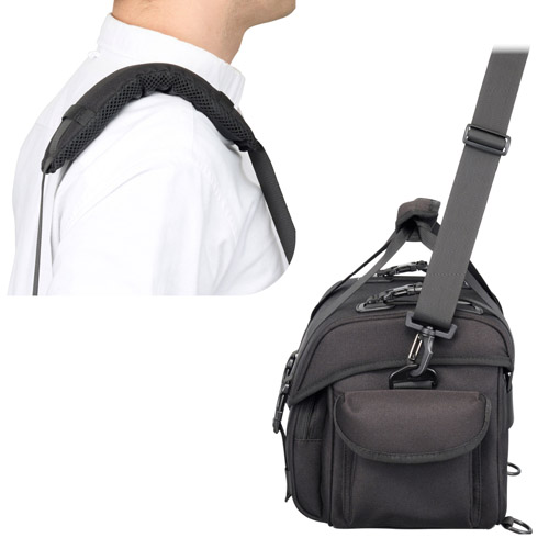 ��^�p�b�h�t���Ō��Ƀt�B�b�g���钅�E�\�ȃV�����_�[�x���g