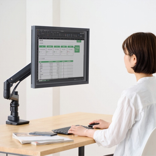 ���j�^�[���̃X�y�[�X��L�����p