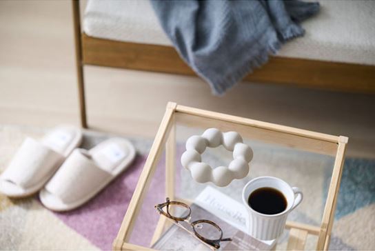 �C���e���A�ɓ���ށA�F�ƃJ�^�`