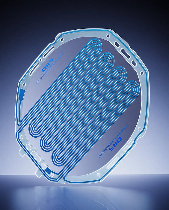 �����킸��1��m�̃_�C���t�����������B��ʋ@��ɕC�G���鉹����񋟂��镽�ʎ��E�h���C�o�[