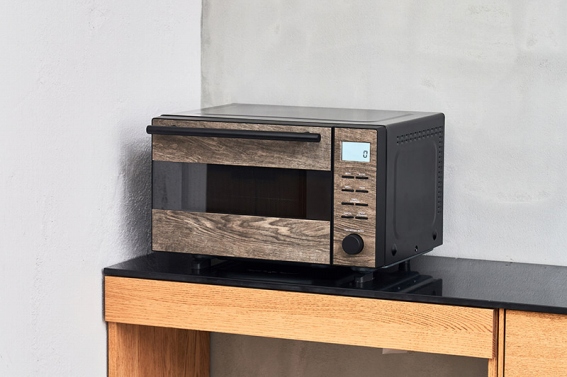 �Ɠd�̃C���[�W�𕢂��C���e���A�Ɠd