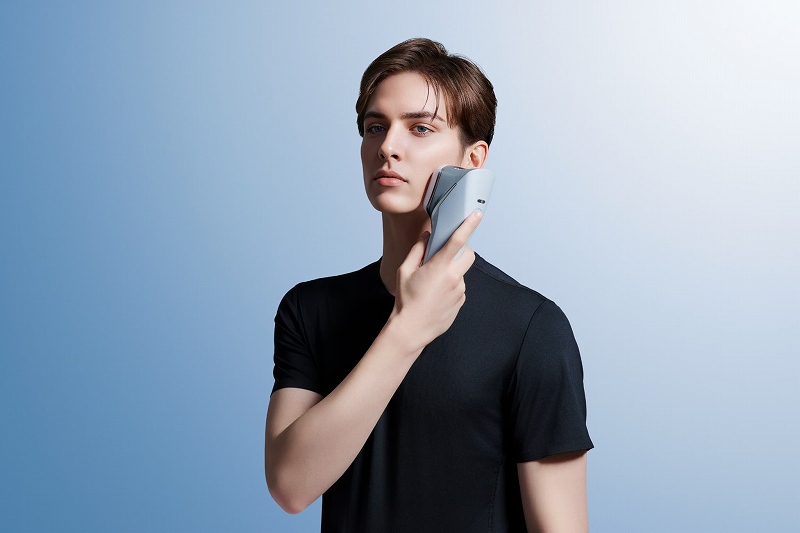 �j���̔��ɂ��A�������̂���Ȃ߂炩�����B