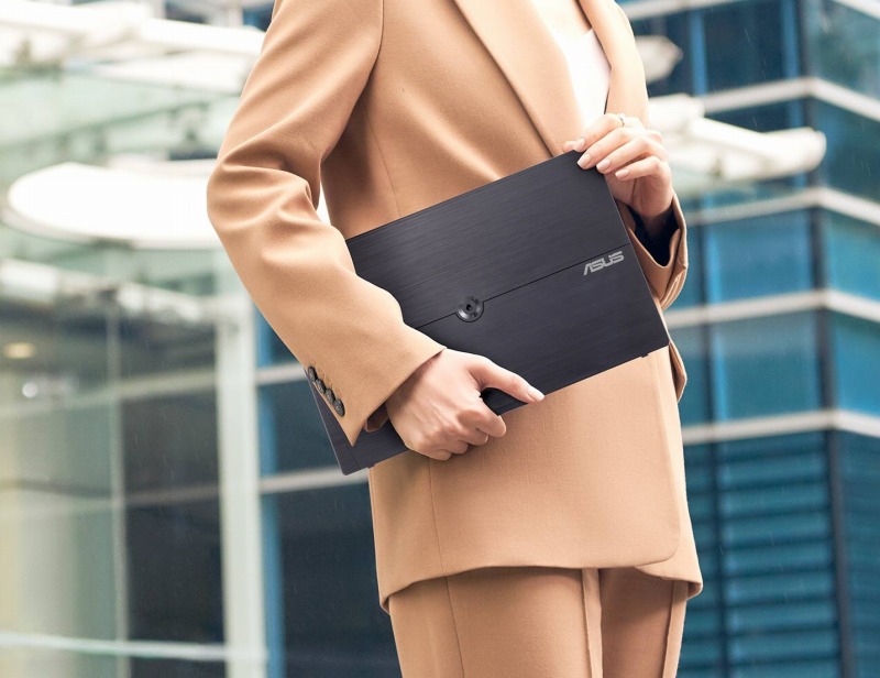 �X�����Ń|�[�^�u��