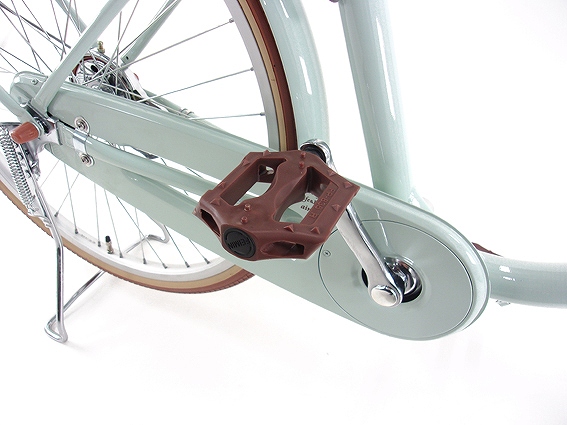 �y��^�y�_���z