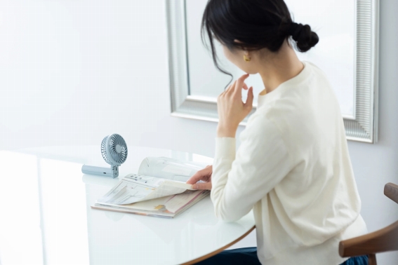 �l�X�ȃV�[���Ŏg����3WAY�t�@��