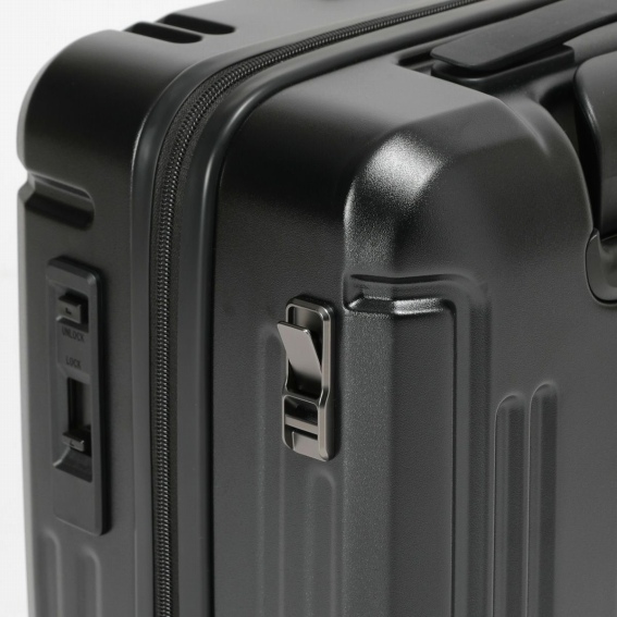 �T�C�h�ɃR���r�j�t�b�N��t��