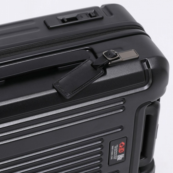 ���O���\�ȃl�[���^�O�t��