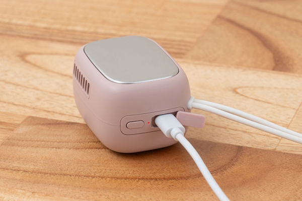 ���S�̏[�d�J�o�[�t��