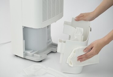 �r���^���N