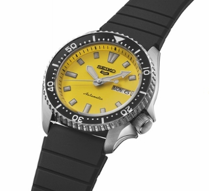 SKX�̐l�C�A�[�J�C�u�f�U�C�����x�[�X�ɐ����i��