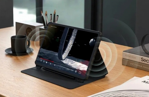 �f���A���X�s�[�J�[���}�C�N����