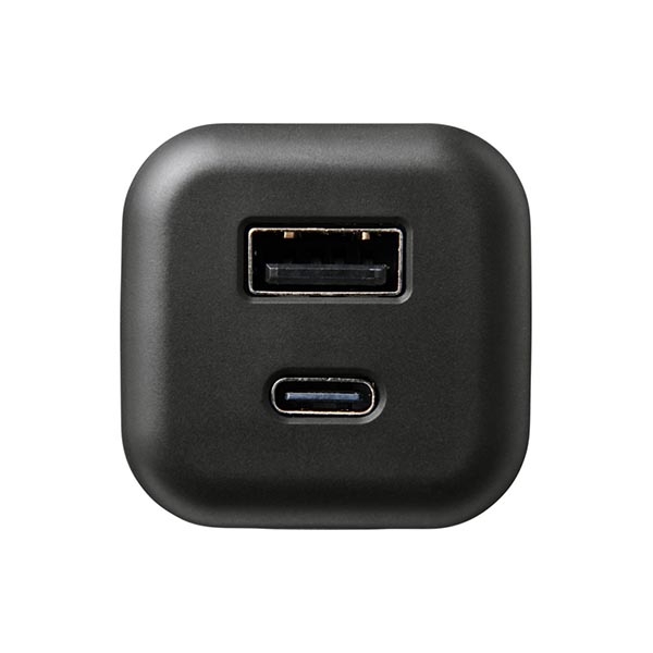 USB Type-C�|�[�g��USB-A�|�[�g