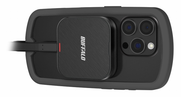 MagSafe�ŌŒ�AiPhone�̎B�e���v���E�X�^�C����