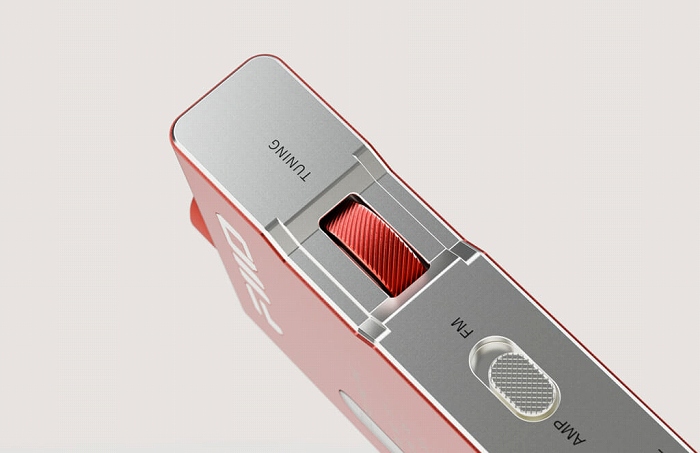 ����������G����Č��B�X�N���[���z�C�[���ɂ��A�i���O�`���[�j���O