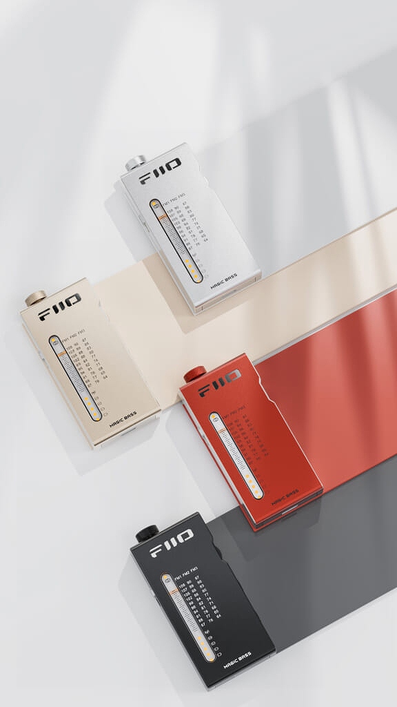 4�F�̃J���[�o���G�[�V�����B�؂₩�ȃK�W�F�b�g