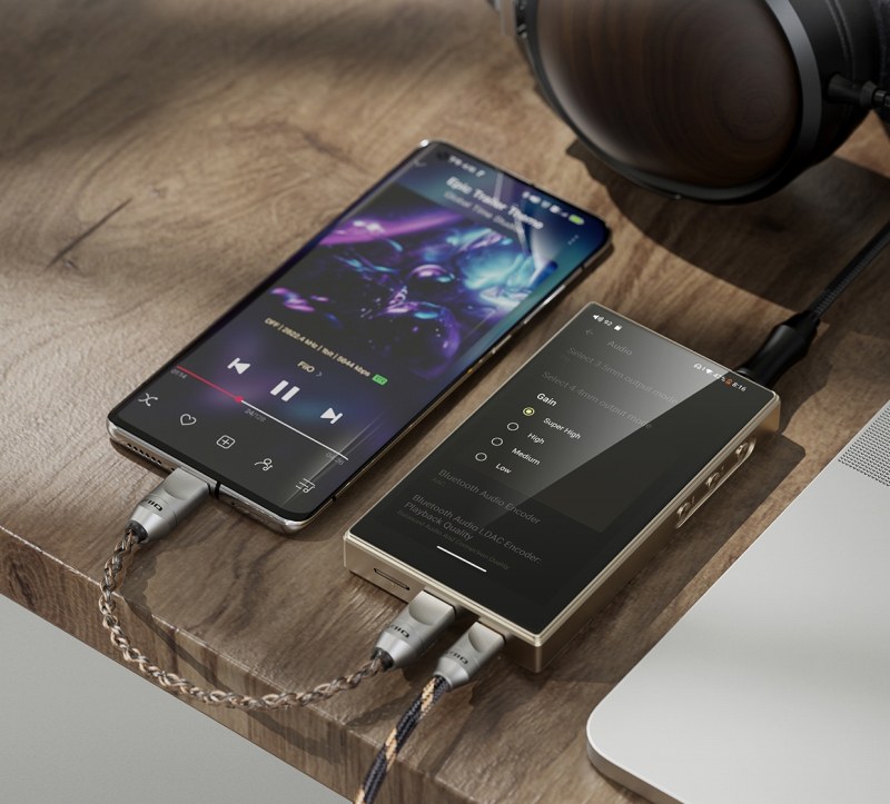 �|�[�^�u���ƃf�X�N�g�b�v�A���[�h�I���Ńp�t�H�[�}���X������I�Ɍ���