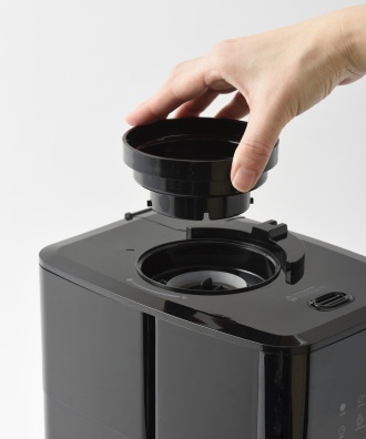 �Җڂׂ̍����͍D�݂ɂ��킹�Ė��i�K�ɒ����\�ł��B