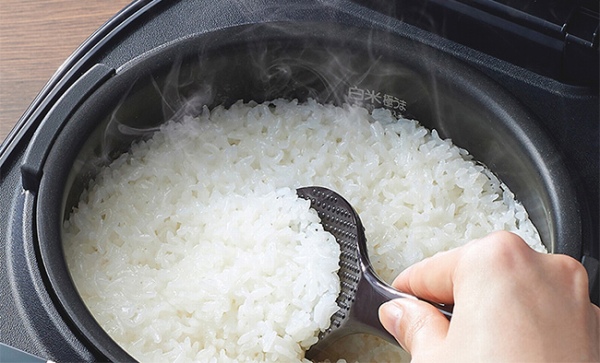 �ɂ��܋���IH