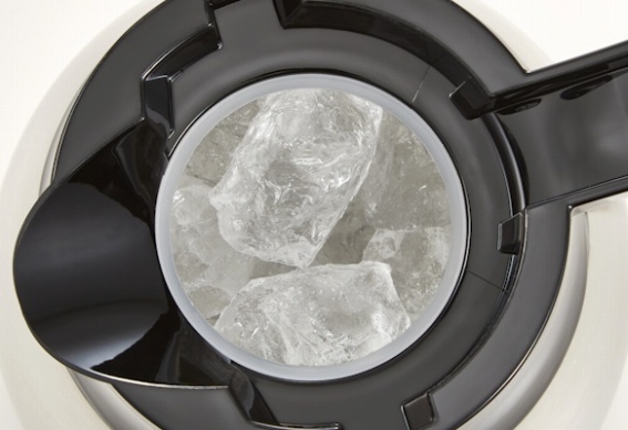 �X���|�b�g�ɒ��ړ���āA�A�C�X�R�[�q�[���y���߂�