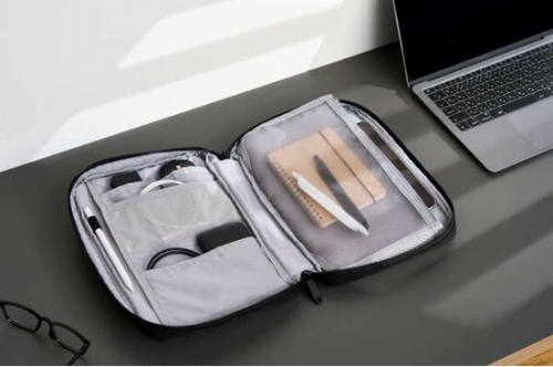 �o������X���[�Y��180�x�t���I�[�v��