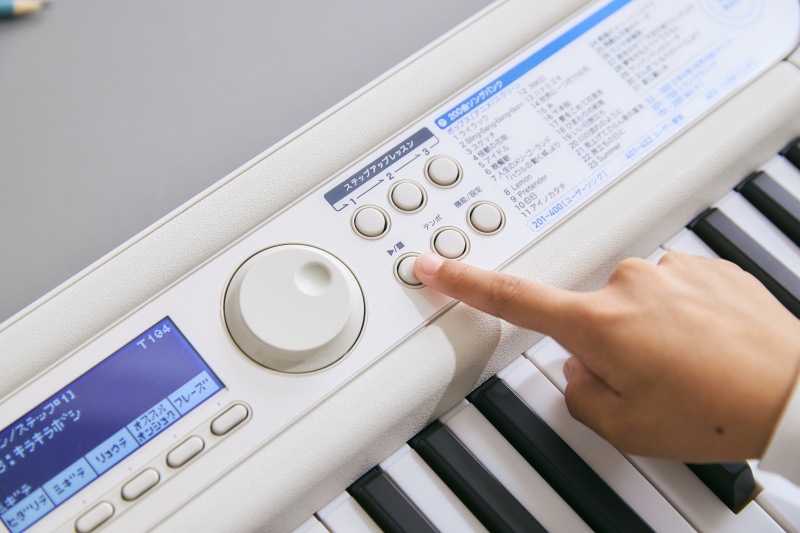 ���ʂȋ@�\�����݂Ɏg����m�ȒP����n