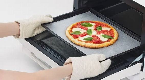 �������߂��I�[�u���������e�[�u���v���[�g�P���łł���B