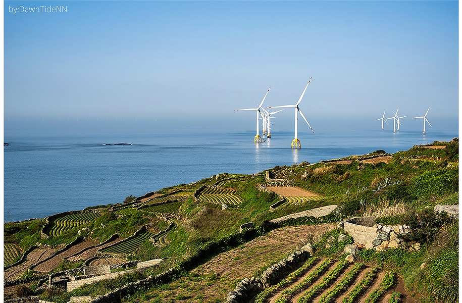 ���3 ���i