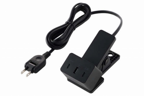 USB Type-C�|�[�g�AUSB-A�|�[�g�𑕔�