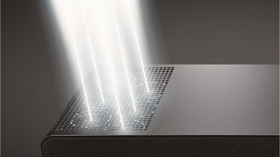 ���Ǝ��̃r�[���X�s�[�J�[�Z�p�ɂ�郊�A���E�n�C�g�`�����l���Đ��ɂ��A���|�I�ɃC�}�[�V�u��3��������Đ�������