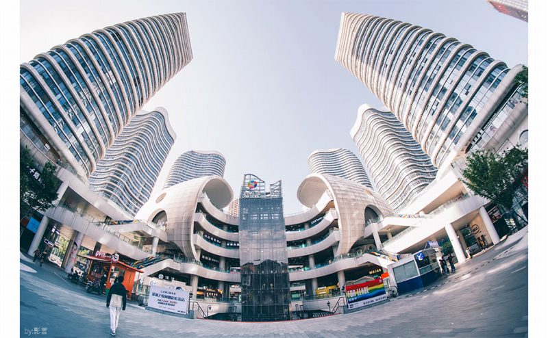 �r���̊X����