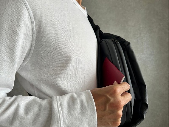 6. SECURITY POCKET ���񂵂񂵂ė��s���y����