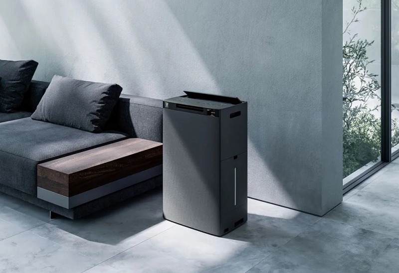 �v���Y�}�N���X�^�[NEXT���ڃv���~�A�����f��