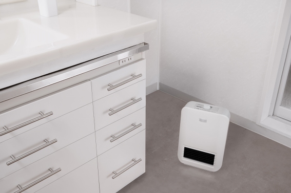 �R���p�N�g�݌v���l���Z���T�[�t���̂��߁A�g�C����E�ߏ��ł��g���₷���B