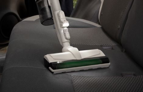 �R�[�h���X�Ȃ̂ŎԂ̒��̂��|���ɂ��֗��ł��B