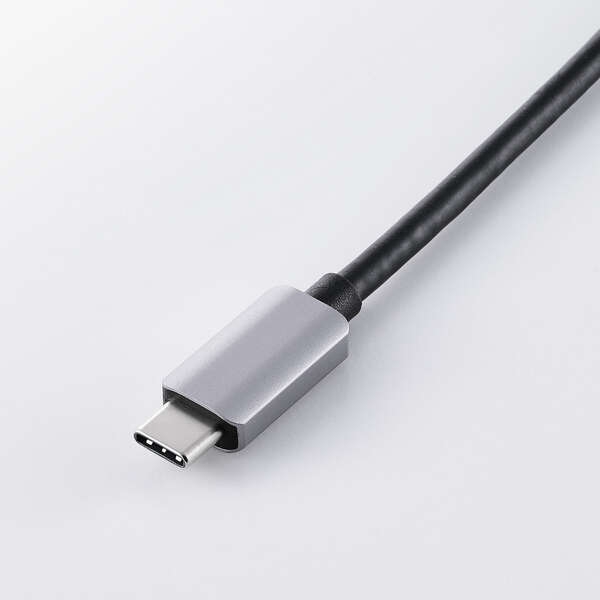 USB Type-C�R�l�N�^�[