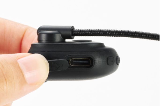 �}���`�t�@���N�V�����{�^���ő���\