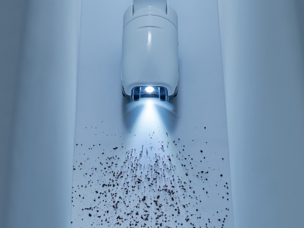 �q�m�Y���ɂ�LED���C�g�𓋍�