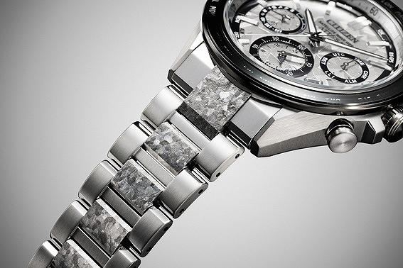 �����`�^�j�E�� &times; �f�����e�N�g�v���`�i�̋P��