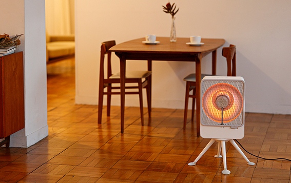 �_�C�j���O�ŉ߂����Ƃ�