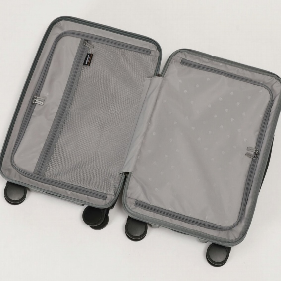 ���C�����[���O���̓t�����g�|�P�b�g����A�N�Z�X�\