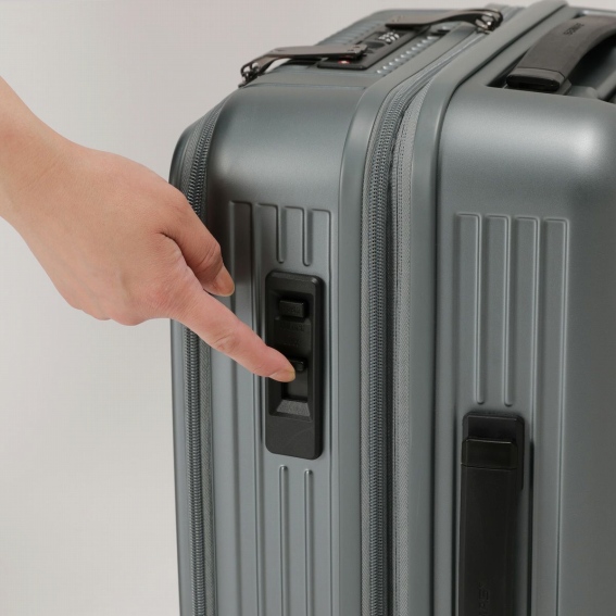 �X���C�h�X�C�b�`�ŊȒP�ɑO�ʑ���2�ւ̃��b�N�A�v�b�V���{�^���ŃA�����b�N���ł��܂�