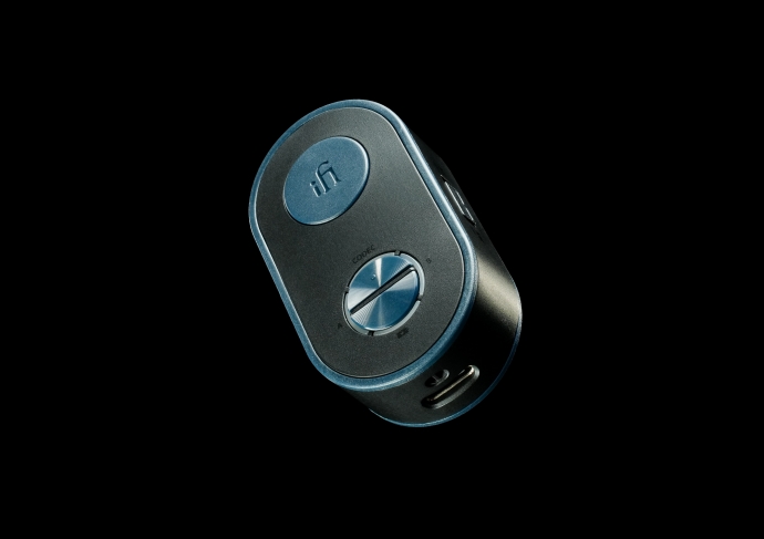 Nexis�A�v���Ή�