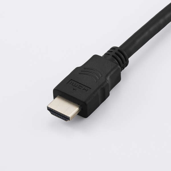 HDMI�[�q�ɋ����b�L���H���̗p