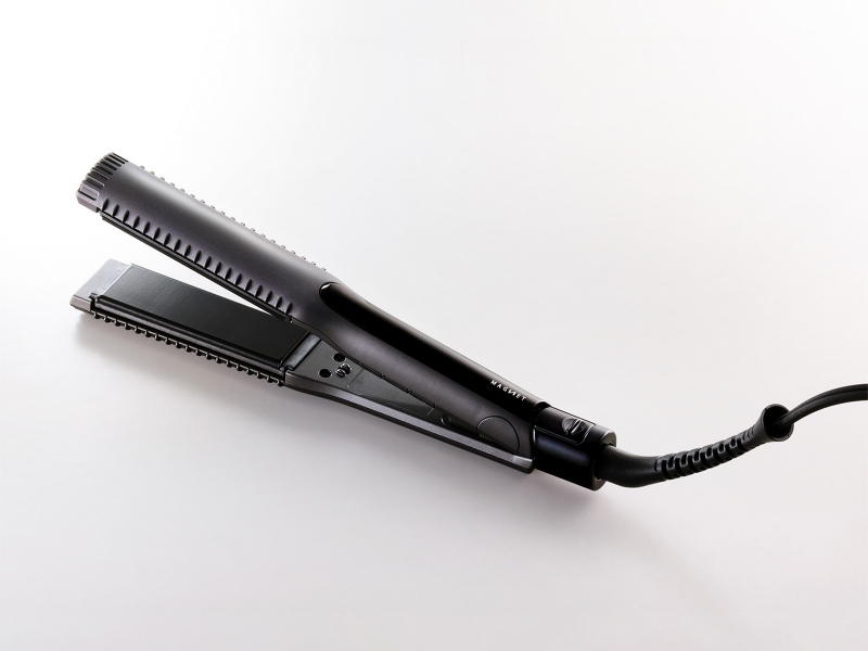 �J���[�E�_���[�W�P�A�ɓ��������y�X�g���[�g�A�C����C�z���V�o��