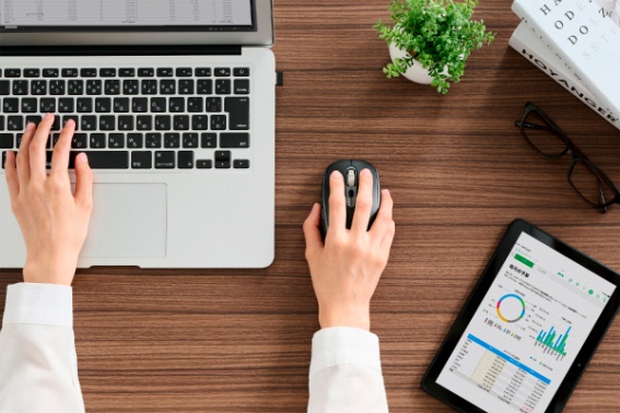 ���C�����X���f��